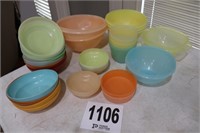 Tupperware Bowls(R1)