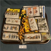 Various 'O' Scale Figures