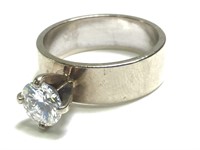 14K WG & Diamond Ring Sz 7.5 6.2g TW