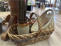 Decorative Baskets and Decorative Vase Lot