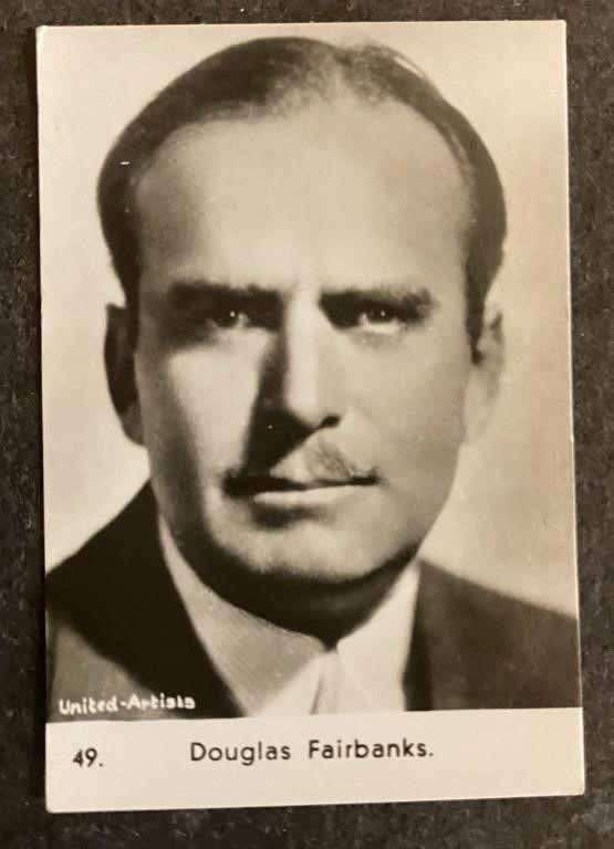 DOUGLAS FAIRBANKS: Antique Tobacco Card (1932)
