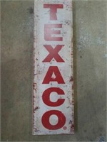 Metal texaco sign. Measure about 24 in long