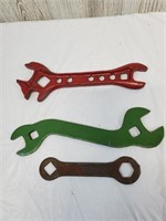 Antique Wrenches/Tractor Tools