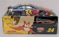 Jeff Gordon #24 DuPont/ Looney Tunes 1:24 Scale