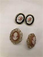 2 pairs unmarked earrings