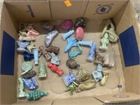 Vintage wade tea figures, stones