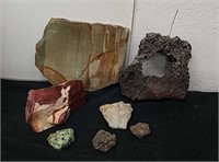 Group of rocks/gemstones