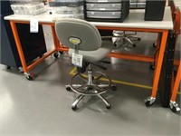 Lab Work Benches & Chairs