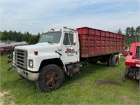 1986 International S1900 Grain Truck