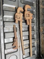 3 VINTAGE PIPE WRENCHES
