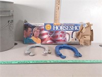 Horseshoe Set with Bucket