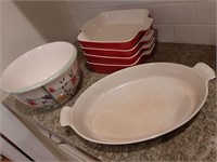 BAKING DISHES AND BOWL