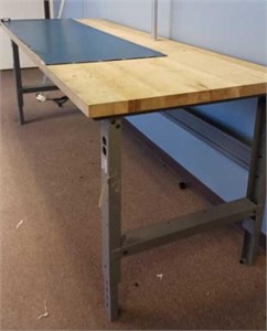 96" x 37" Wood Top Work Table w/ Grounding Mat &