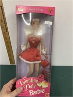 1997 VALENTINE DATE BARBIE-NIB