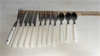 4 Place Setting Silverware Set missing 1 Spoon w/