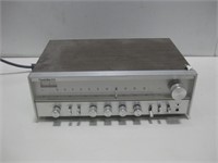 Vtg Quadraflex 575 AM/FM Receiver Powers On