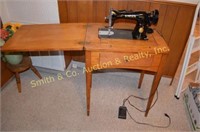 Singer Sewing Machine J0852301