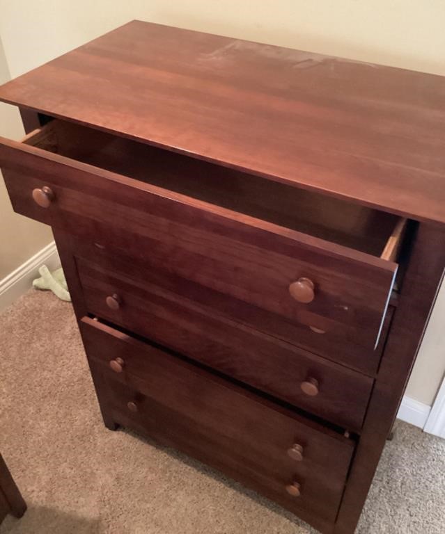 5-drawer Kincaid chest of drawers