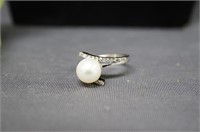 Sterling Pearl Ring