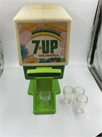 Vintage (70's) 7 Up Dispenser