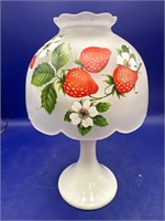 Westmoreland Strawberries (shade) Fairy Lamp