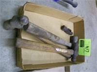 FLAT OF HAMMERS