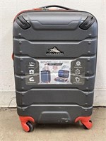 Briar 20" Carry On Spinner Suitcase