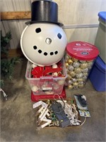 Lamp post snowman head, ornaments and lights