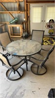 Patio table w/ 4 chairs