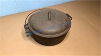 CAST IRON DUTCH OVEN WITH LID #8
