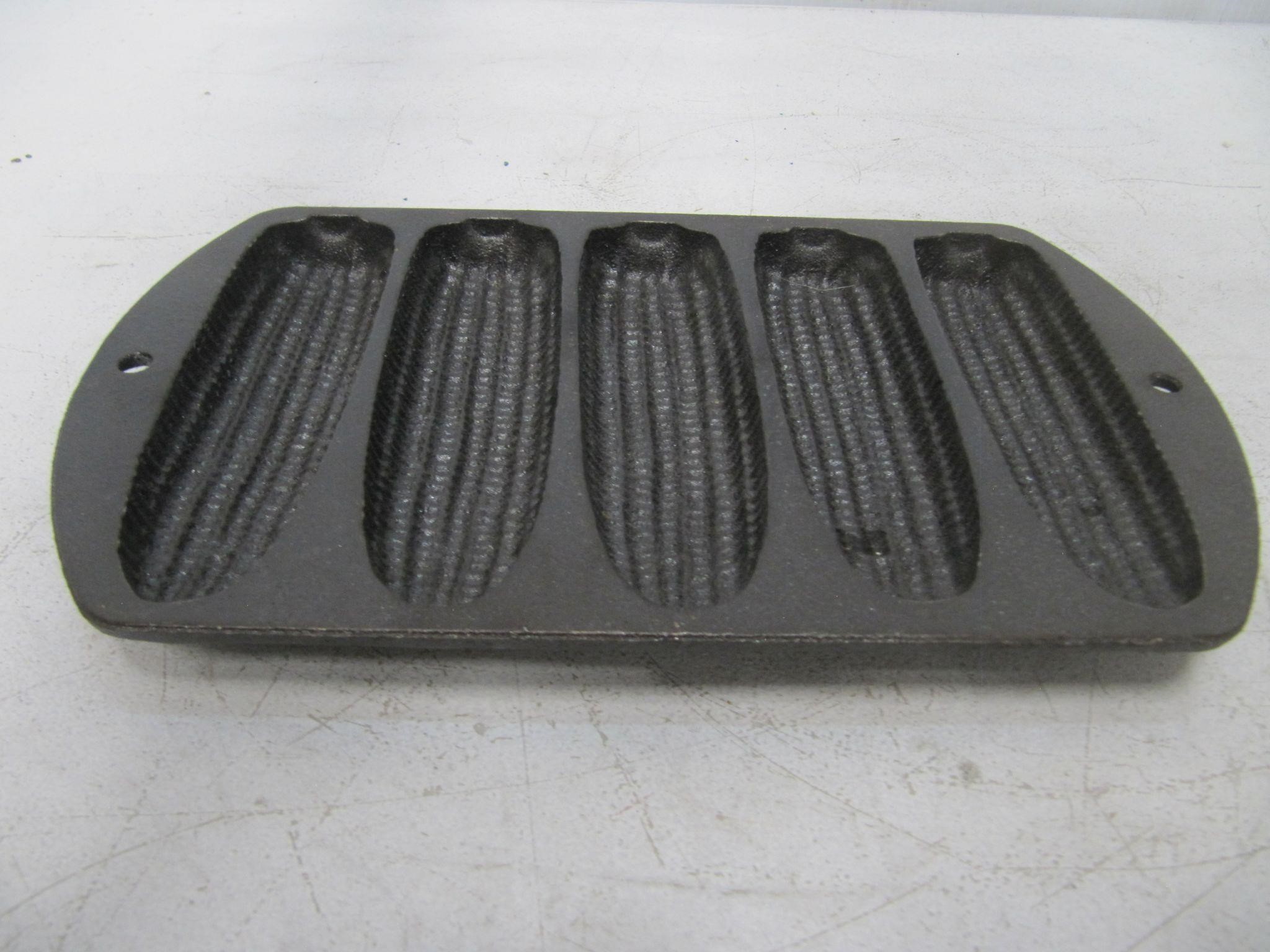 LODGE CAST MOLD