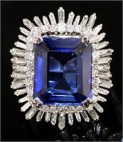 18kt Gold 14.13 ct Sapphire & Diamond Ring