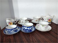 Great group 5 tea cups & saucers Occupied Japan