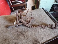 Antique Chain Pipe Vise