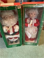 Santa, Mrs. Claus & More Decor