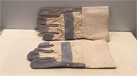 E5) Leather & canvass men’s work gloves 12" long X