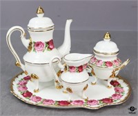 Porcelain Tea Set / 4 pc