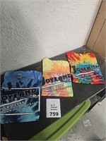 3 Joyland T-Shirts - Size: Small