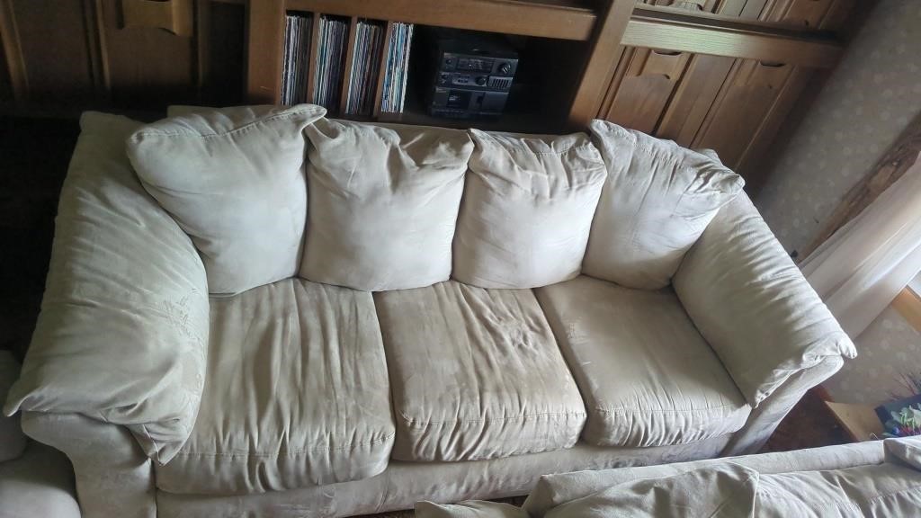 COUCH