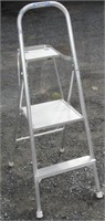 Werner 2 step utility ladder