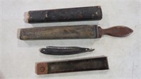 ANTIQUE STRAIGHT RAZOR WITH CASE