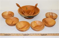 VINTAGE ROBINHOOD WARE SALAD BOWL W/ WOODEN BOWLS