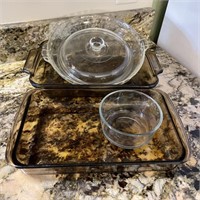 Glass Baking Dishes & Pie Plate