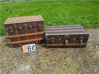 2 Ribbed Flat Top Travel Trunks