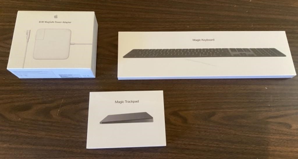 (NIB) Apple Accessories