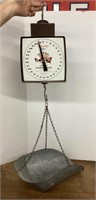 Hanging dairy scale