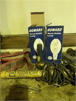 2 Howard Metal Halide Lamps, Napa Fluerescent Stik