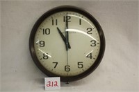 General Electric Wall Clock (14" diameter)