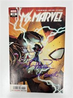 Autograph COA Ms Marvel Comics