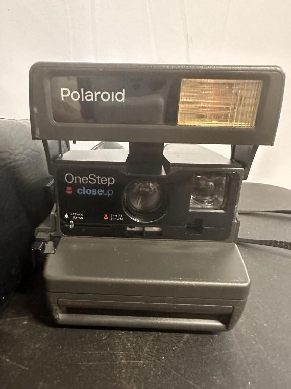 Vintage Polaroid Camera - OneStep with Case